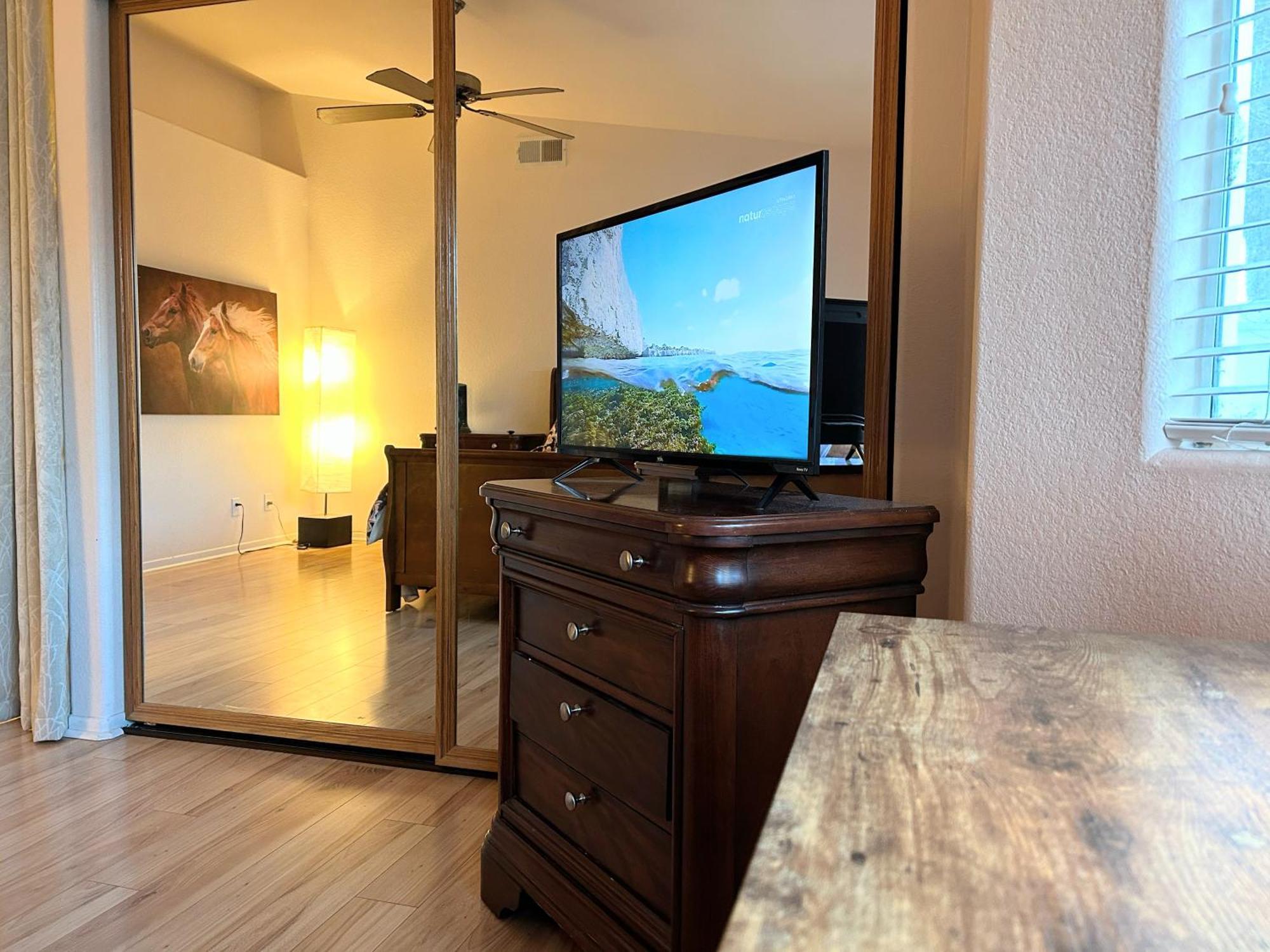 Golden Saddle Suite With Tv And Private Bathroom Hemet Exterior foto